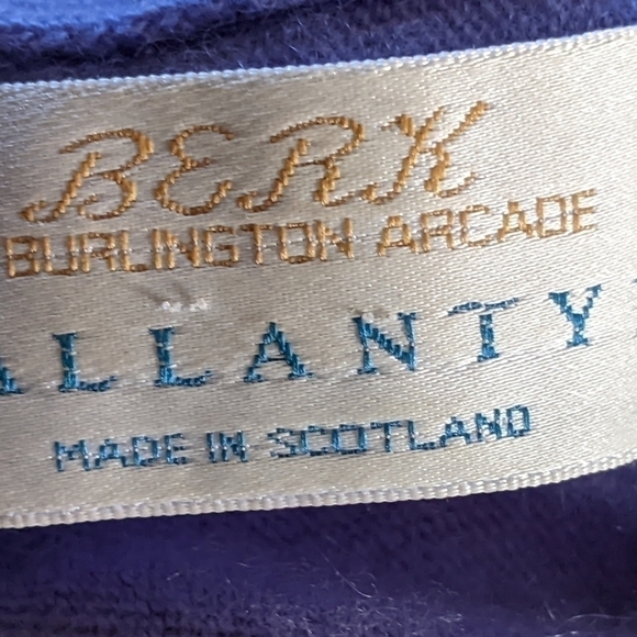 Cashmere Turtleneck Sweater Made in Scotland Lavender - Picture 7 of 7